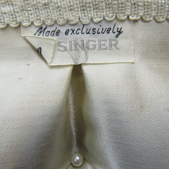 VTG Exclusive Singer MCM Sewing Storage Basket/Stool Woven Plastic Wicker - Picture 3 of 12